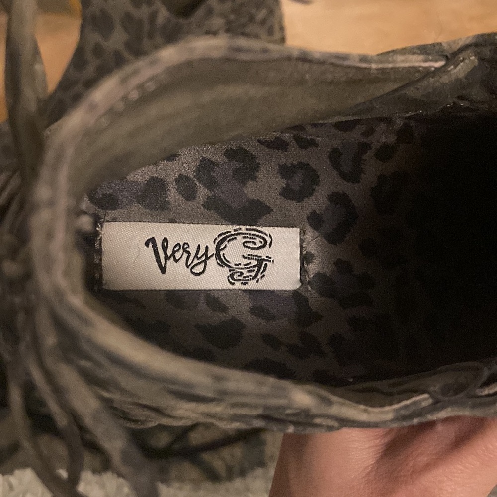 Leopard Print Booties Size 9 By Very G - image 5